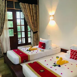 Grand Freedom Bed & Breakfast Sigiriya