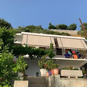 Apartment Sea La Vie Anesti, Borsh